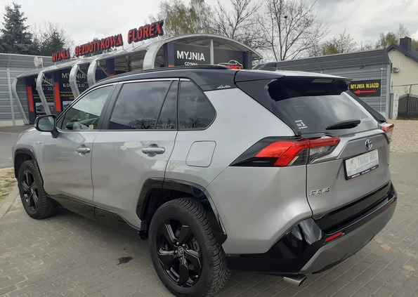 Toyota RAV4 cena 143700 przebieg: 64000, rok produkcji 2020 z Chęciny małe 436
